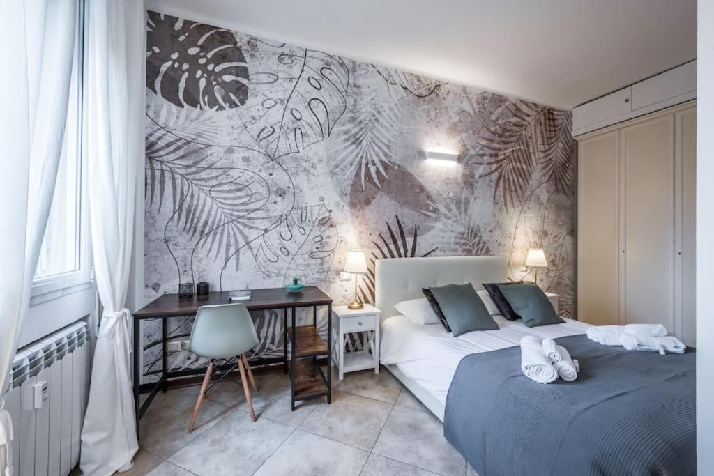 Apartament Sotto Le Due Torri 5* Bolonia Zewnętrze zdjęcie