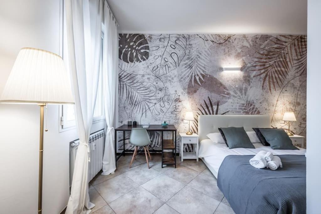 Apartament Sotto Le Due Torri 5* Bolonia Zewnętrze zdjęcie